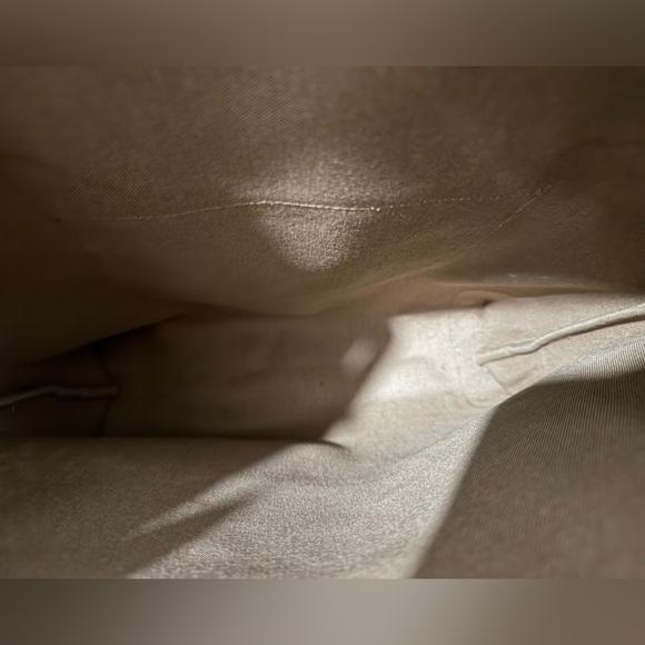 Gucci Supreme Web Tote - Picture 5 of 11